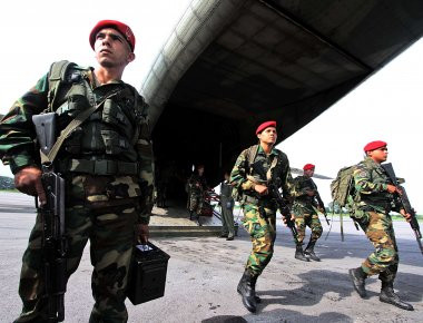 Βενεζουέλα: Ένοπλοι στη Βαλένσια κηρύσσουν εξέγερση- Ανταρσία στρατιωτικών; (φωτό, βίντεο)